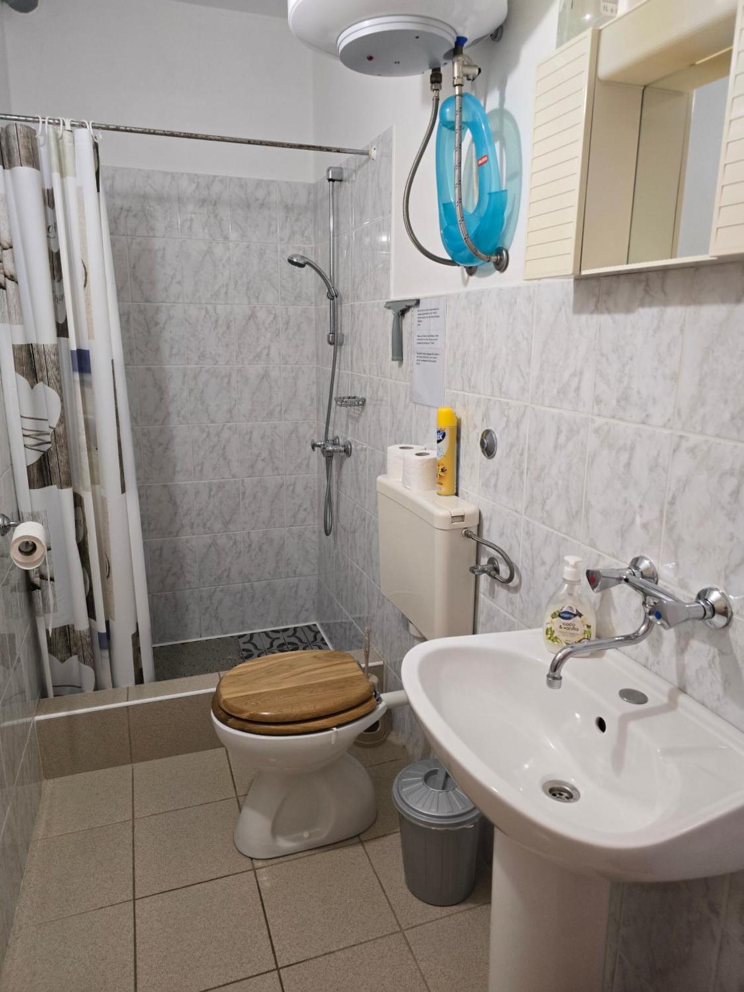 Apartments Mladenka เซนญ์ ภายนอก รูปภาพ